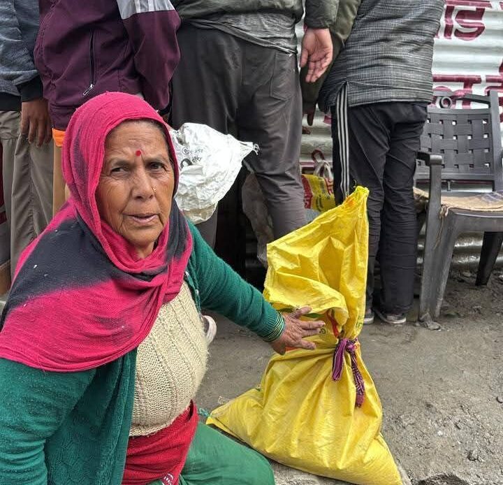 खराब मौसम भी नहीं रोक सका राहत कर्मियों का हौसला, उत्तरकाशी में उम्मीद लौटी-Newsnetra 5 fb img 17554436357852035688909857369345