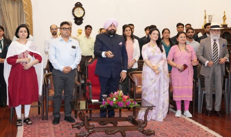 <br>राजभवन से ‘महिला सशक्तिकरणः एक चेतना, एक संकल्प’ पॉडकास्ट का शुभारंभ-Newsnetra 5 fb img 17558731716197395553646648377394
