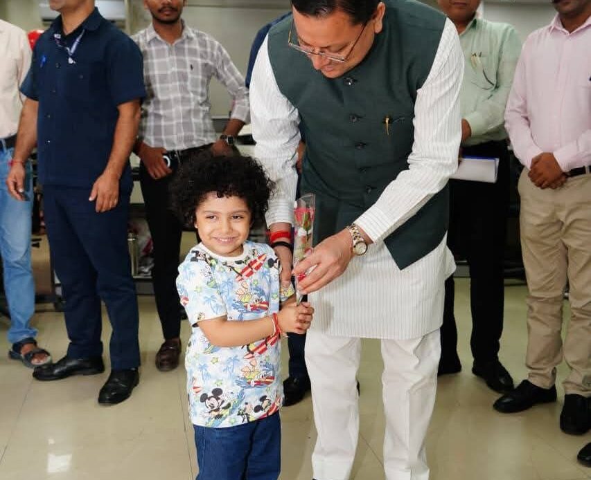 देहरादून में अमर उजाला डिजिटल ऑफिस का शुभारंभ, बोले सीएम धामी – डिजिटल मीडिया लोकतंत्र का सशक्त माध्यम-Newsnetra 5 fb img 1756310987315207330607390741145