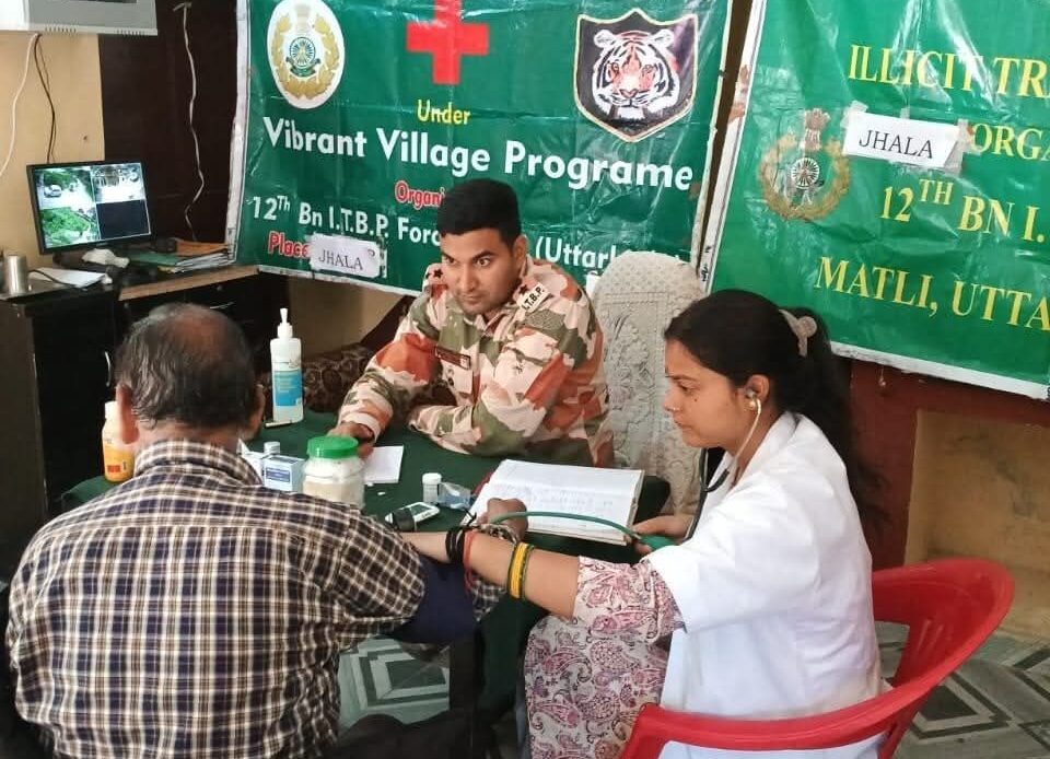 हर्षिल-धराली आपदा प्रभावित क्षेत्रों में आईटीबीपी व स्वास्थ्य विभाग के संयुक्त राहत कैंप-Newsnetra 8 fb img 17563953913448780820032640942290