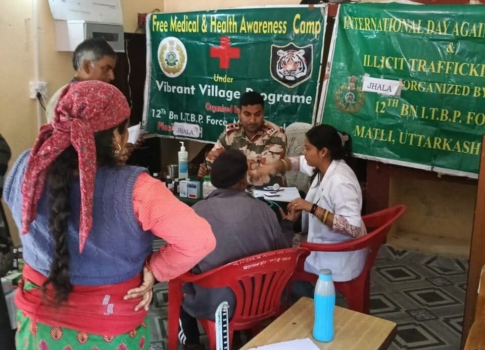 हर्षिल-धराली आपदा प्रभावित क्षेत्रों में आईटीबीपी व स्वास्थ्य विभाग के संयुक्त राहत कैंप-Newsnetra 6 fb img 17563953966994934791215380136998