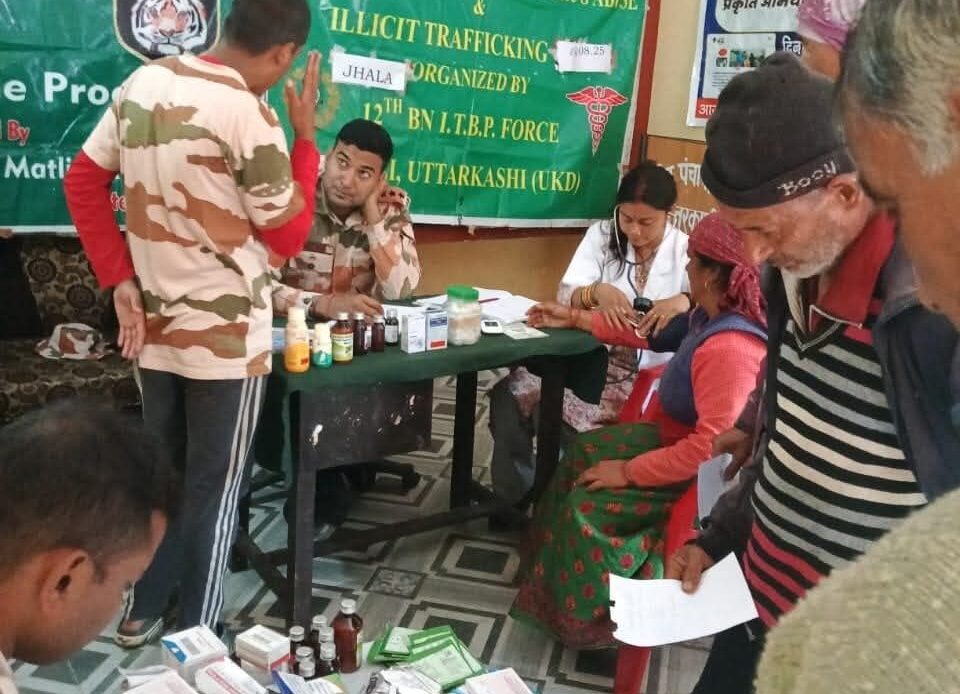हर्षिल-धराली आपदा प्रभावित क्षेत्रों में आईटीबीपी व स्वास्थ्य विभाग के संयुक्त राहत कैंप-Newsnetra 4 fb img 17563954031756063959140197970002
