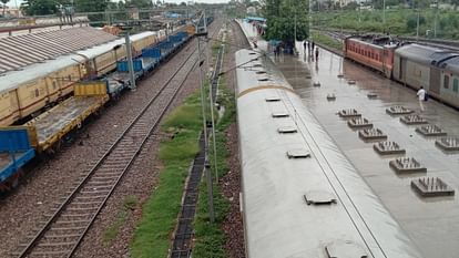 रेलवे अलर्ट 🚨 | दिल्ली से कोटद्वार आ रही जनशताब्दी एक्सप्रेस रद्द, ट्रैक पर पानी भरने से सेवा ठप-Newsnetra 3 uttarakhand train 300abe6cb3dd7079f8e4d6263b3f6122