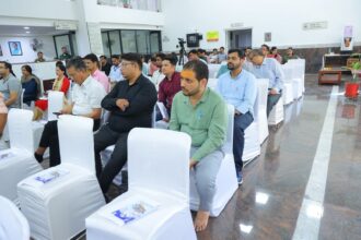 उत्तराखण्ड राज्य आपदा प्रबंधन प्राधिकरण में योग एवं स्वास्थ्य कार्यशाला-Newsnetra 8 FB IMG 1758901203956