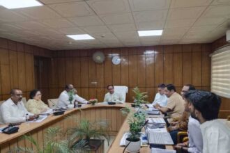 उत्तराखंड में सहकारी समितियों में 279 कैडर सचिवों की भर्ती होगी, सहकारिता मंत्री ने दिए निर्देश-Newsnetra 14 IMG 20250925 WA0106