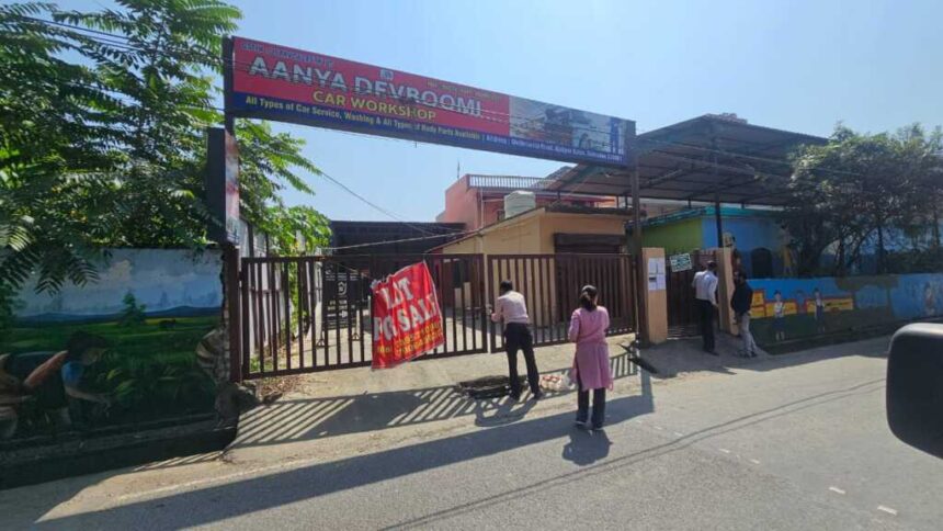 अवैध निर्माणों पर एमडीडीए की सख़्त कार्रवाई, अजबपुर कला मोथरोवाला रोड पर अवैध व्यावसायिक निर्माण सील-Newsnetra 3 IMG 20250926 WA0052