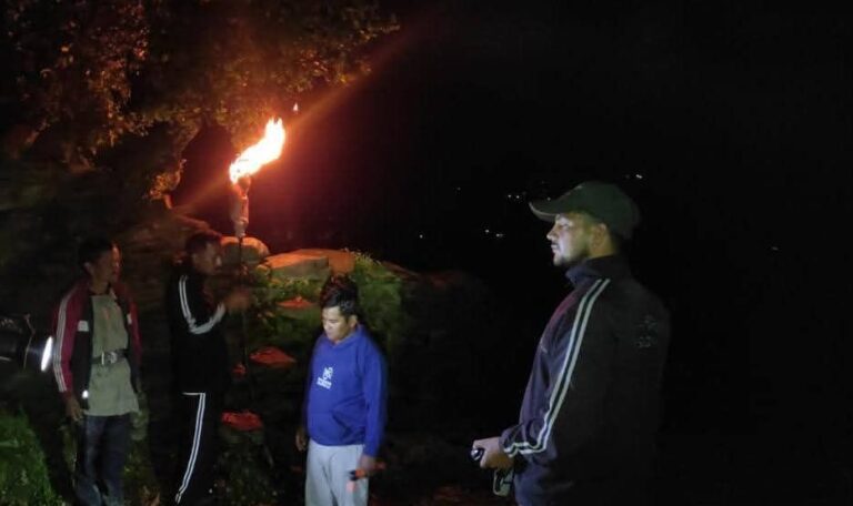 पैठाणी रेंज में भालू का आतंक: प्रशासन-वन विभाग का संयुक्त अभियान जारी-Newsnetra 6 fb img 17572622032101264981292734576645