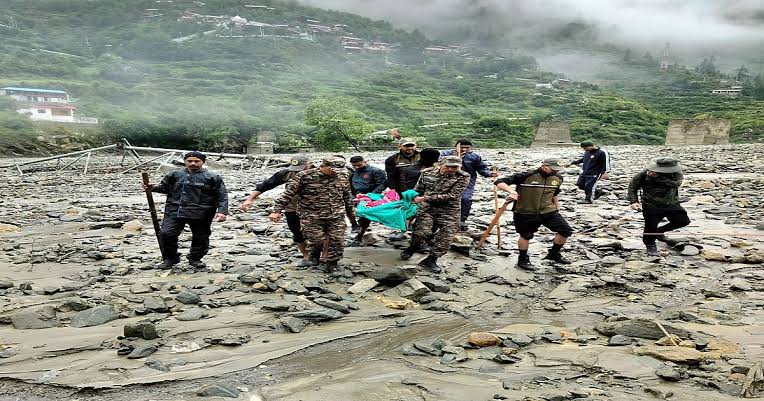 आपदा की घड़ी में राजस्थान सरकार ने बढ़ाया मदद का हाथ, उत्तराखण्ड को दी 5 करोड़ की सहायता-Newsnetra 3 images 2 2 1