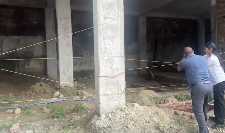 एमडीडीए की सख़्त कार्रवाई, सहस्त्रधारा रोड, एकता विहार और वन विहार में अवैध व्यवसायिक/आवासीय भवनों पर सीलिंग की कार्यवाही-Newnsetra 8 img 20250912 20415038262704629167625269