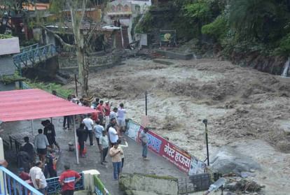 दून आपदा: पांच और शव बरामद, मृतक 22 हुए, 23 अब भी लापता, मसूरी का संपर्क टूटा-Newsnetra 3 thaharathana ma aapatha 05d48a0f8d3c80d33d02cf4c55e549ab 1 1