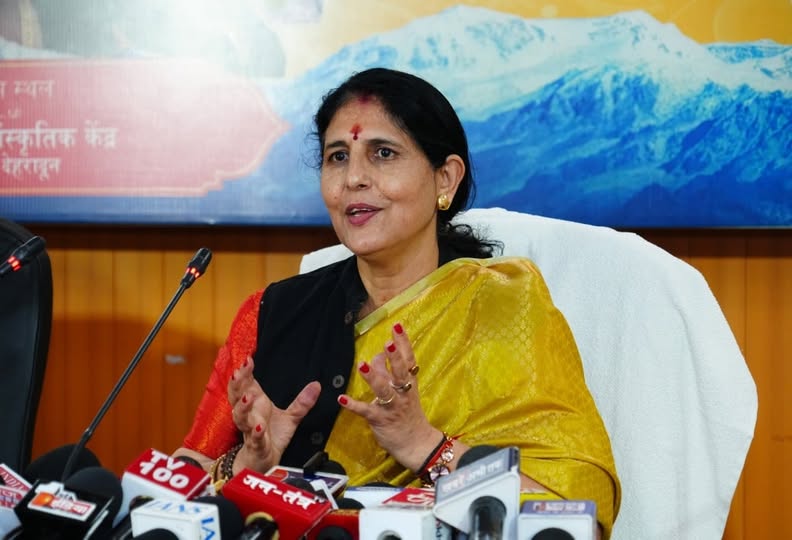 उत्तराखण्ड में धूमधाम से मनाया जाएगा ईगास/बग्वाल पर्व, मुख्यमंत्री आवास में होगा मुख्य आयोजन-Newsnetra 3 571261718 1132493482387015 4304379390932286858 n