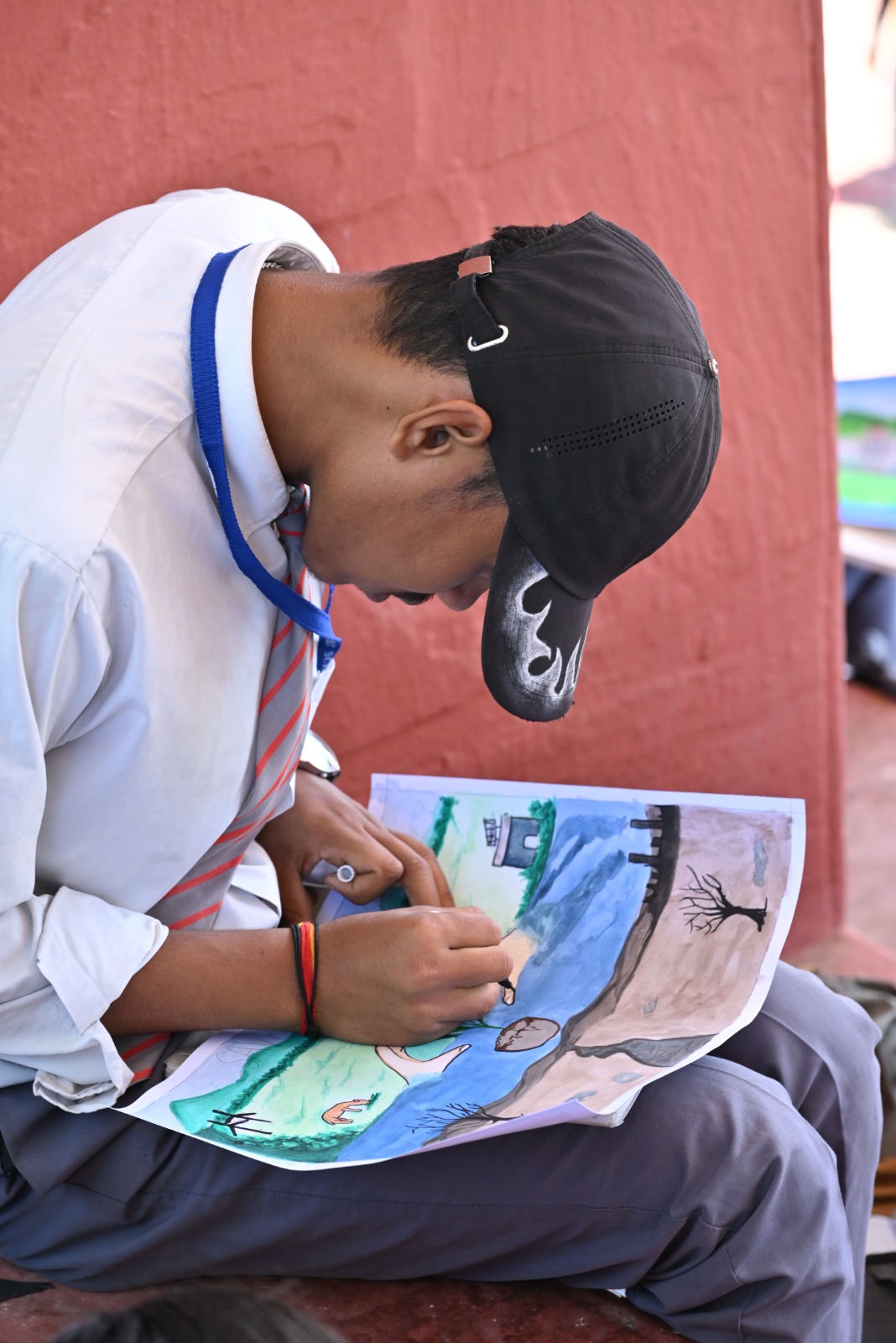 विरासत महोत्सव में आज हुई आर्ट प्रतियोगिता में दून इंटरनेशनल स्कूल ने प्रथम व द्वितीय दोनों पुरस्कार हथियाए-Newsnetra 45 IMG 20251013 WA0009