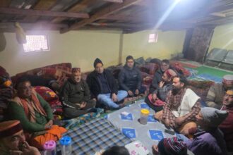 श्री केदारनाथ धाम में बीकेटीसी और केदार सभा की संयुक्त बैठक संपन्न, यात्रा व्यवस्थाओं पर हुई विस्तृत चर्चा-Newsnetra 21 IMG 20251017 WA0193