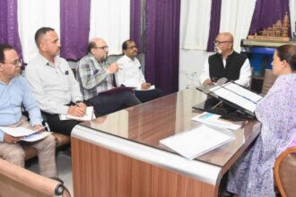 अग्निवीर भर्ती की तैयारी अब हर जिले में — खेल विभाग करेगा मुफ्त ट्रेनिंग, खेल मंत्री रेखा आर्या का निर्देश-Newsnetra 7 IMG 20251018 WA0001 1