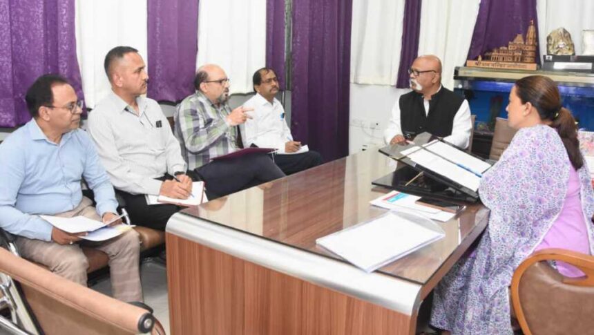 अग्निवीर भर्ती की तैयारी अब हर जिले में — खेल विभाग करेगा मुफ्त ट्रेनिंग, खेल मंत्री रेखा आर्या का निर्देश-Newsnetra 1 IMG 20251018 WA0001 1