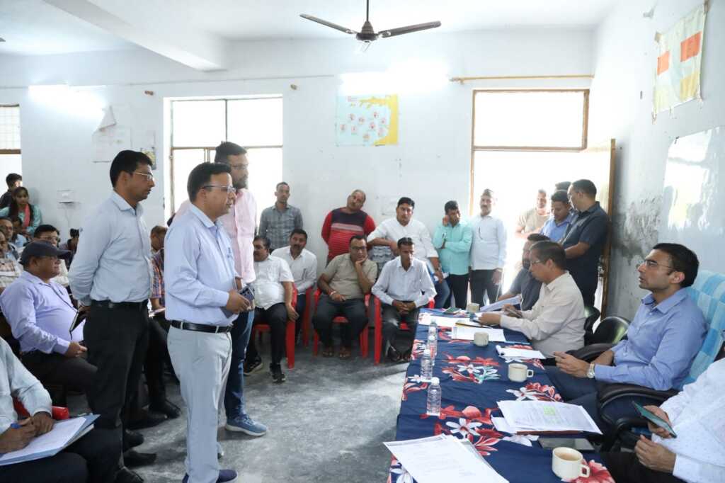 डीएम सविन बंसल का बड़ा निर्णय: कार्लीगाड़-मझेड़ा में IIT रुड़की और वाडिया संस्थान करेंगे आपदा सर्वेक्षण-Newsnetra 15 IMG 20251021 WA0053