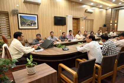 उत्तराखंड की रजत जयंती पर्व : नई ऊर्जा, नए संकल्प के साथ मनाया जाएगा रजत जयंती सप्ताह, 03 से 09 नवम्बर तक जनपद में होंगे भव्य कार्यक्रम — डीएम सविन बंसल-Newsnetra 6 IMG 20251022 WA0046