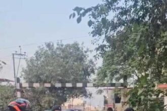 त्योहारी सीज़न में देहरादून पुलिस की विशेष कार्ययोजना, “EEE मॉडल” पर किया गया प्रभावी क्रियान्वयन-Newsnetra 25 IMG 20251024 WA0041