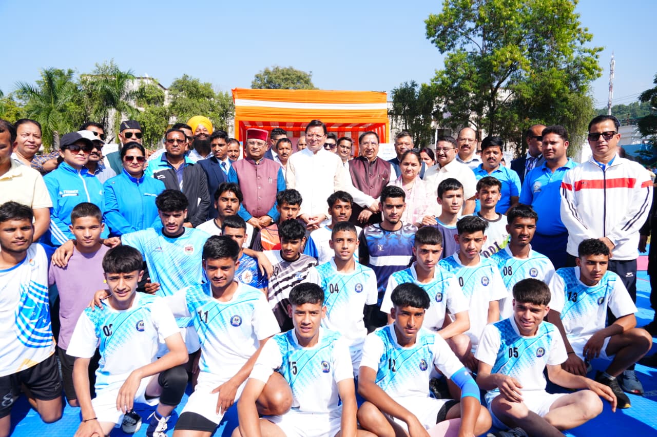 सांसद खेल महोत्सव का हुआ शुभारंभ, प्रदेश में 23 खेल अकादमियां की जल्द स्थापना: सीएम पुष्कर सिंह धामी-Newsnetra 17 IMG 20251027 WA0003