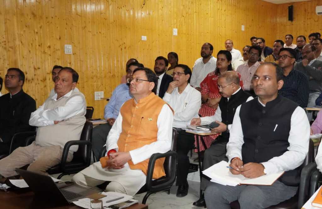 शारदा कॉरिडोर विकास परियोजना की सीएम धामी ने समीक्षा: 3300 करोड़ की मेगा योजना को मिले तीव्र गति के निर्देश-Newsnetra 8 IMG 20251028 WA0085