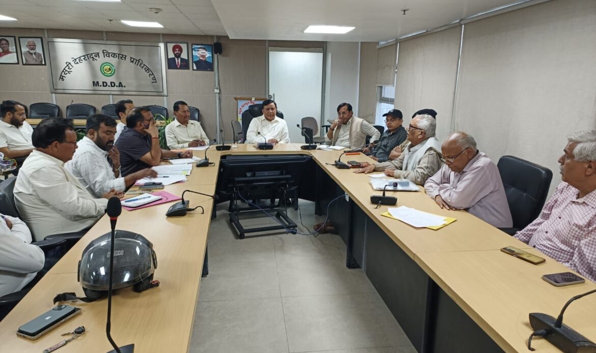 आढ़त बाजार पुनर्विकास परियोजना पर एमडीडीए की समीक्षा बैठक, 3 नवंबर से भू-खंड आवंटन व नकद प्रतिकर कार्य प्रारंभ-Newsnetra 5 img 20251015 wa00198619894420224599915