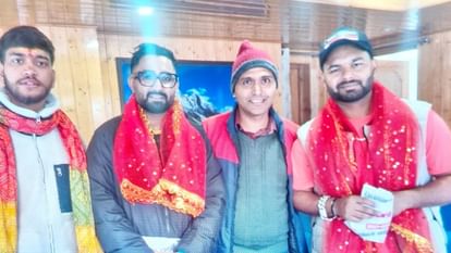 देवभूमि में क्रिकेटर्स का आस्था संगम, ऋषभ पंत और राहुल तेवतिया पहुंचे गंगोत्री धाम-Newsnetra 4 karakatara rishhabha pata oura rahal tavataya 9519a658a33f3ece85e35180392050a1