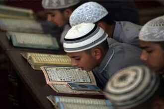 मदरसों को धार्मिक शिक्षा के लिए अब लेनी होगी प्राधिकरण से मान्यता, शिक्षकों की भर्ती होगी तय मानकों पर-Newsnetra 18 matharasa ka bcaca 6ff55fa752f1f1825521462f7f0342ff