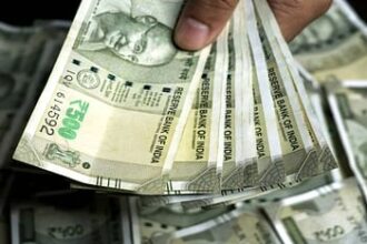 rupees rapaya money 1a0ee1c91fc355eff193c23cb3937c3d