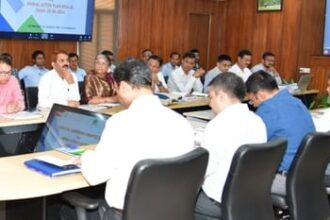 उत्तराखंड का ‘लेबर सेस मैनेजमेंट सिस्टम’ अब पूरे देश में चलेगा, केंद्र की टीम पहुंची अध्ययन करने-Newsnetra 20 uttarakhand meeting 16c9ded5c8256186ef378b46c7371b9e