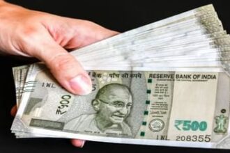 8वां वेतन आयोग मंजूर: केंद्र सरकार के कर्मचारियों के वेतन व भत्तों में बड़े बदलाव की तैयारी-Newsnetra 21 you can withdraw money from your pf account for these things 9d7bdd90fbaa81a19d28d61d6afd03d1 1