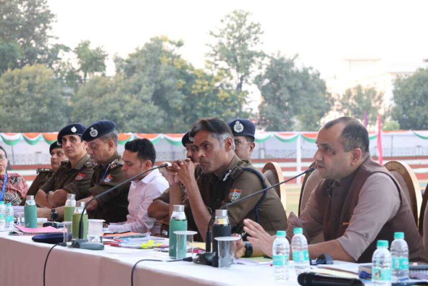 रजत जयंती समारोह: एफआरआई कार्यक्रम को लेकर देहरादून में ट्रैफिक रूट प्लान जारी-Newsnetra 3 IMG 20251107 WA0042