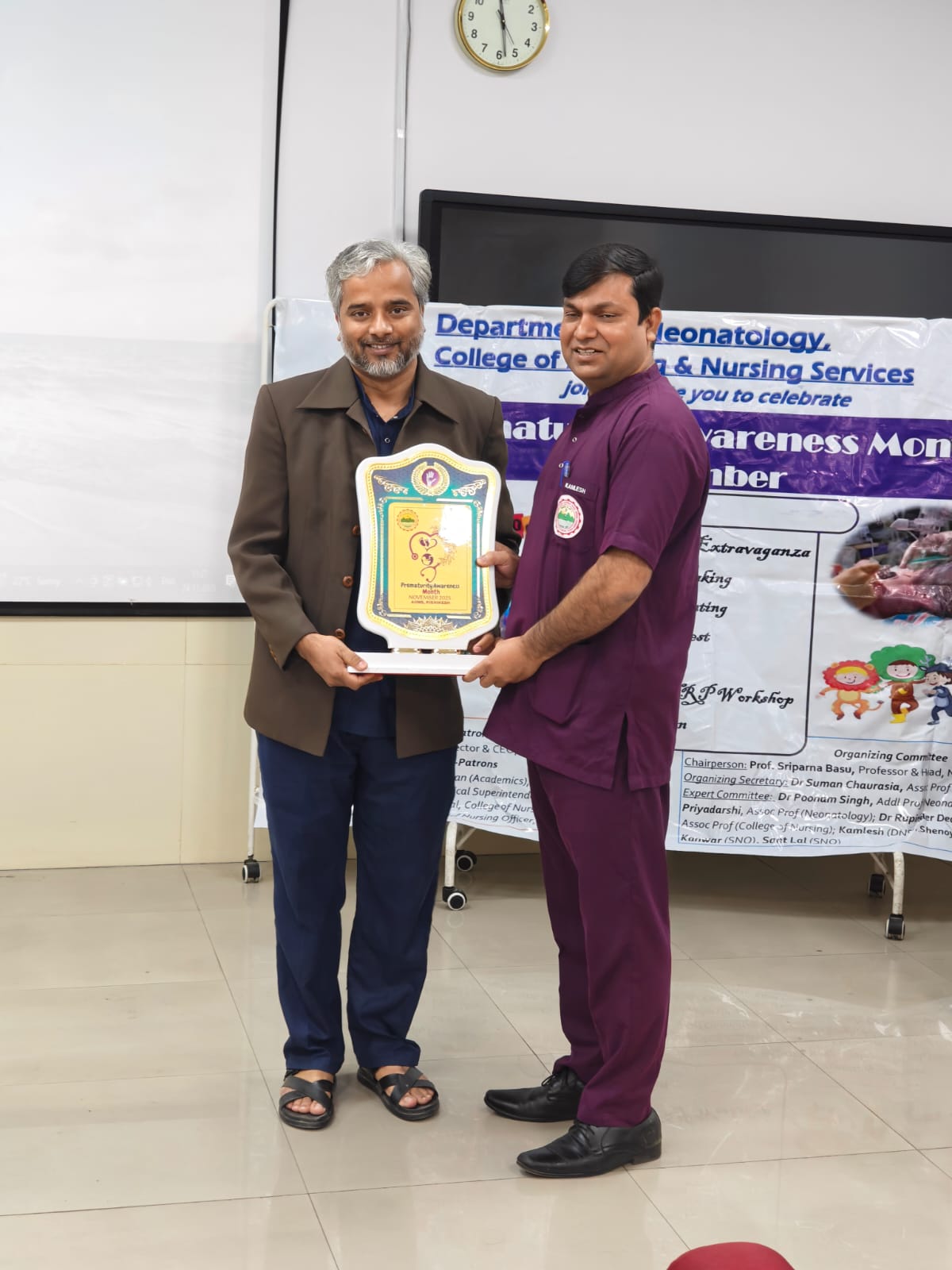 एम्स ऋषिकेश में विश्व प्रिमैचुअर्टी अवेयरनेस माह का समापन, प्रिमैचुअर शिशुओं की देखभाल में संस्थान ने पेश की मिसाल-Newsnetra 30 IMG 20251127 WA0007