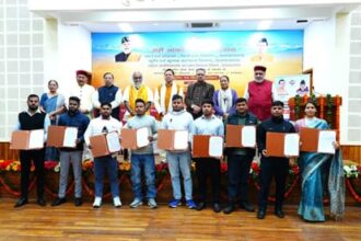 nayakata patara vataranae karayakarama ma saema thhama be4d0c3676c66f2ad070b57f0ffad8ba