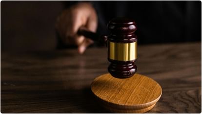 बार काउंसिल चुनाव से पहले उत्तराखंड की सभी बार एसोसिएशनों में चुनाव प्रक्रिया पर रोक, काउंसिल ऑफ इंडिया के निर्देश पर जारी हुआ आदेश-Newsnetra 3 rs 55 cr bank loan fraud case cbi court stays proceedings against choksi others till aug 8 079a818e13bc52da39b8ab93ac3797e5