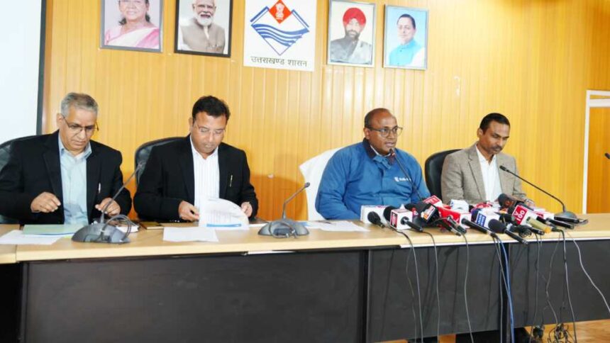 उत्तराखंड में शुरू हुई प्री एसआईआर गतिविधियां, हर पात्र मतदाता को सूची में जोड़ने की तैयारी तेज-Newsnetra 5 IMG 20251204 WA0203