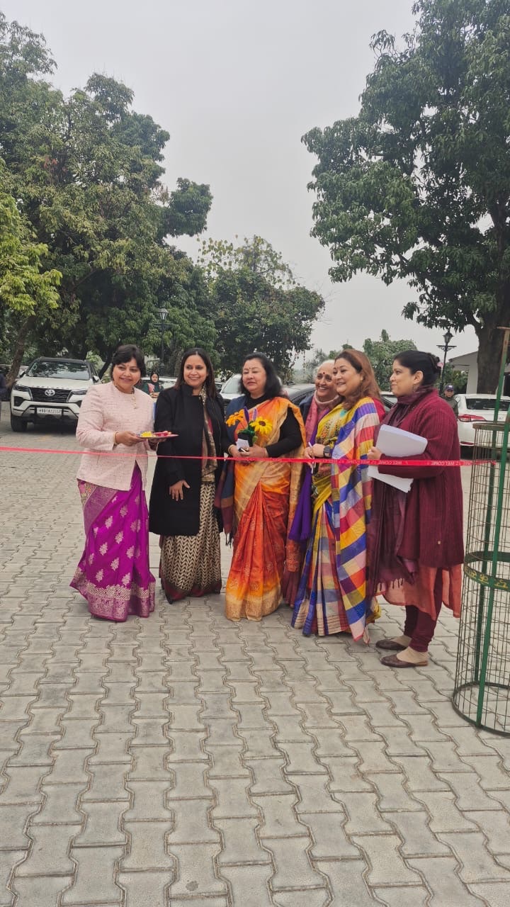 b4ae2d7d c473 4ac8 be9f 015e8e18d172