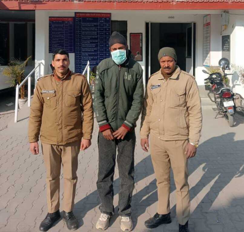 महिला से छेड़छाड़ के मामले में डालनवाला पुलिस की कार्रवाई, 25 वर्षीय युवक गिरफ्तार-Newsnetra 3 IMG 20260119 WA0088