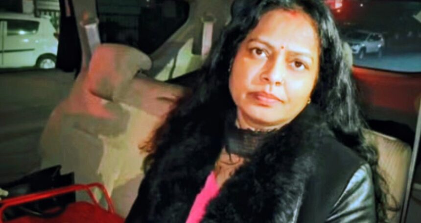 वायरल ऑडियो प्रकरण: उर्मिला सनावर ने कोर्ट में जमा कराया मोबाइल, सुरेश राठौर रहे अनुपस्थित-Newsnetra 3 Screenshot 20260117 022124 Chrome2