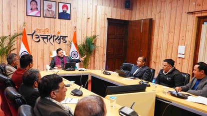 cm dhami uttarakhand meeting a6a62b25bb643181f124bcfe5857a4f8