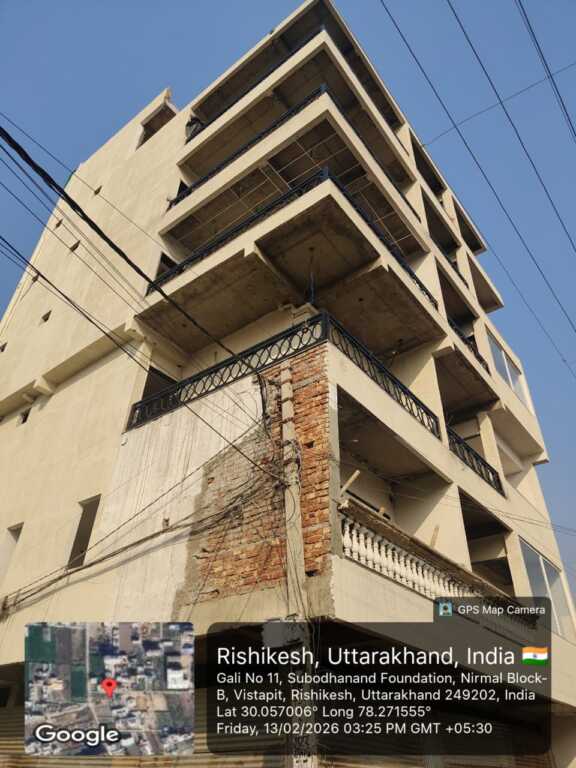 ऋषिकेश–मसूरी में अवैध निर्माणों के खिलाफ एमडीडीए का बड़ा अभियान, बहुमंजिला इमारत जमींदोज-Newsnetra 9 IMG 20260214 WA0055 1