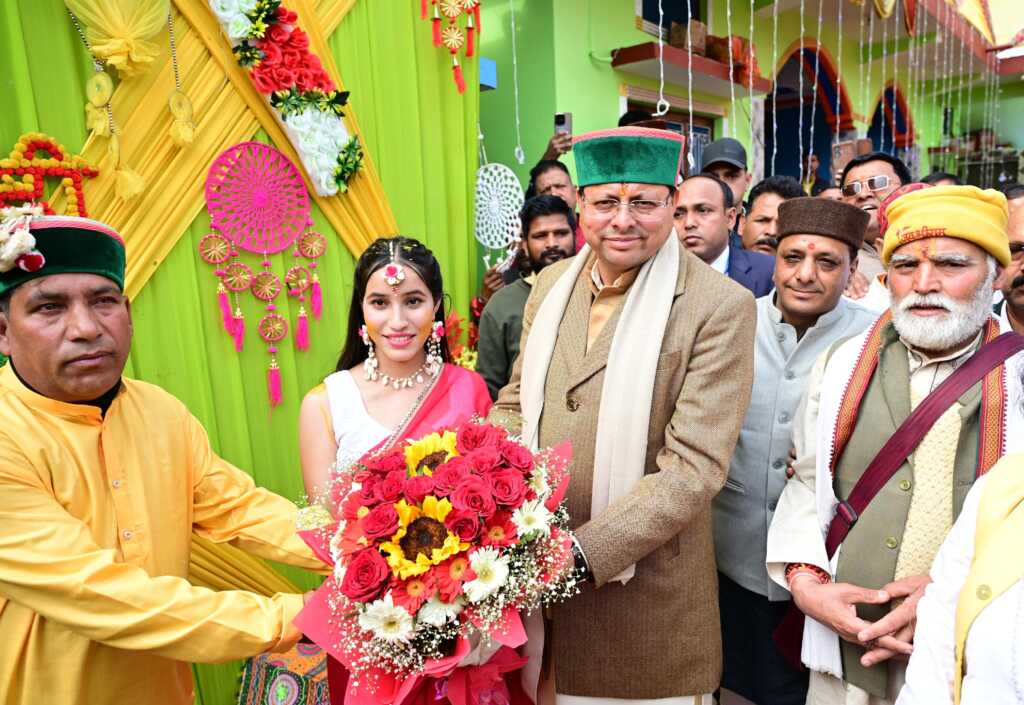 चिन्यालीसौड़ में ‘जन-जन की सरकार’ कार्यक्रम में पहुंचे सीएम धामी, जनता की समस्याओं का मौके पर समाधान-Newsnetra 9 IMG 20260219 WA0115