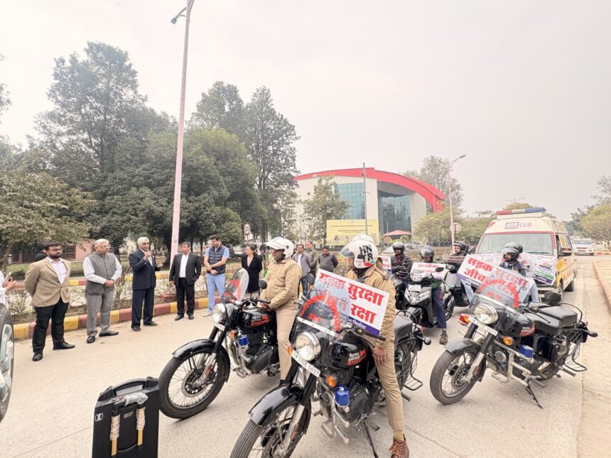 एम्स ऋषिकेश व परिवहन विभाग की संयुक्त पहल, सड़क सुरक्षा को लेकर जन जागरूकता रैली-Newsnetra 7 WhatsApp Image 2026 02 09 at 6.06.08 PM