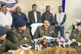 esaesapa ajaya saha f5a5418c7b7d1fd1d725b97c8359105d