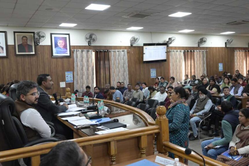 देहरादून में विशेष गहन पुनरीक्षण की समीक्षा, 66.62% मैपिंग पूरी; चकराता अव्वल, धर्मपुर सबसे पीछे-Newsnetra 9 IMG 20260303 WA0027