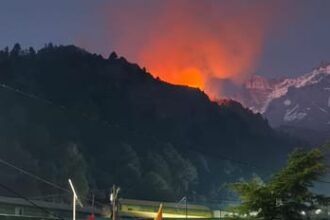 bharata cana sama ka jagal ma lga aaga d8af44920329cb97b914eddd045a7b4a