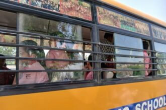 ravaugdha paraivata sakal ka bsa ma btha bcaca savatha 43e9d6a2c4b4c0f8ee6331a448926071