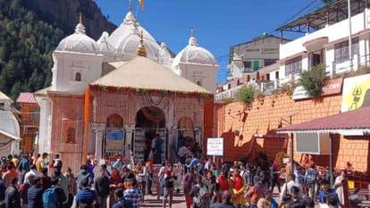 गंगोत्री धाम में दर्शन समय बदला, अब शाम 4 बजे तक खुलेंगे कपाट — जानें पूरी व्यवस्था-Newsnetra 3 gangotri dham de7b1fca2d753328987790b275e92402