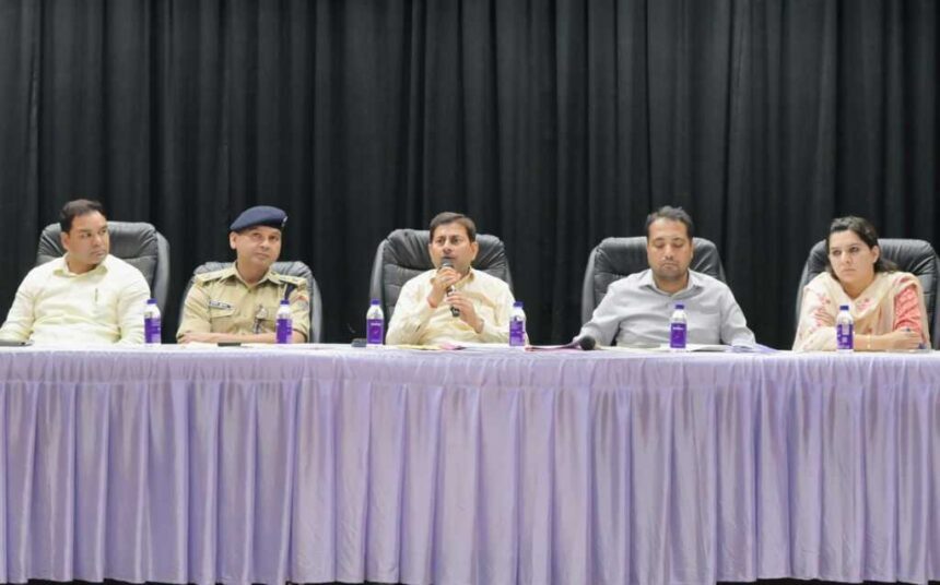 देहरादून में UPSC प्रारंभिक परीक्षा की तैयारियां तेज, 32 केंद्रों पर देंगे 12,545 अभ्यर्थी परीक्षा-Newsnetra 3 IMG 20260522 WA0047