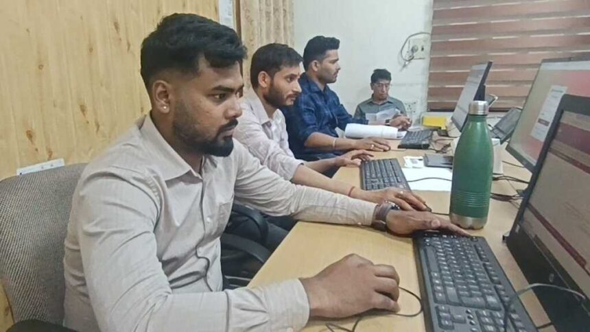 उत्तराखंड में पेंशनरों के लिए डिजिटल सुविधा मजबूत, “जीवन प्रमाण” ऐप से आसान हुआ सत्यापन-Newsnetra 7 IMG 20260529 WA0018