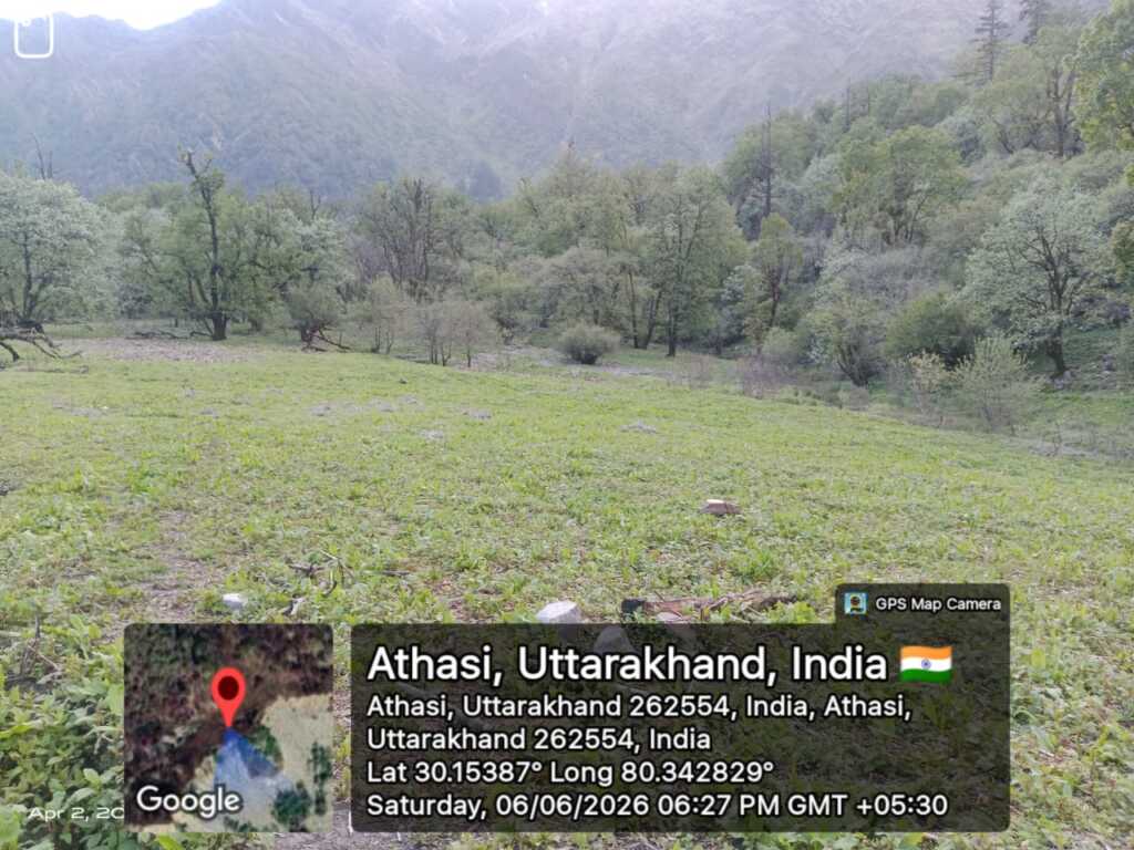 पंचाचुली के दुर्गम फुगागैर क्षेत्र में घायल भेड़ पालक को SDRF ने खराब मौसम के बीच किया सफल रेस्क्यू, सुरक्षित परिजनों के सुपुर्द किया-Newsnetra 6 IMG 20260608 WA0053